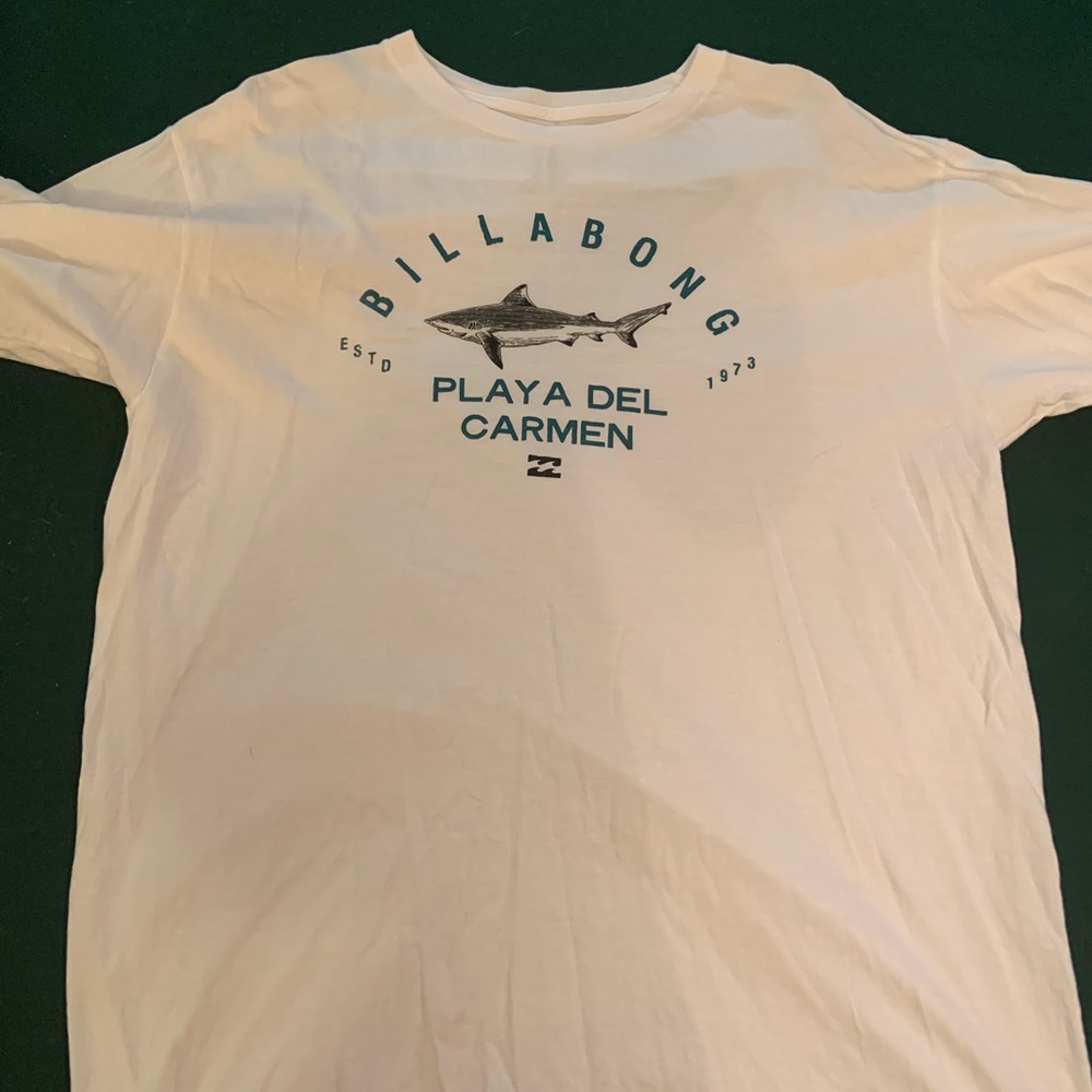 XL Billabong shirt from Playa Del Carmen, MX!